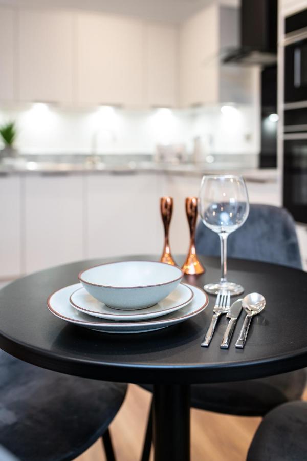 City Centre - Free Parking - Stylish 2 Bedroom Apartment Bristol Exteriér fotografie